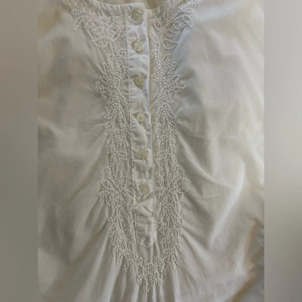 J. Crew Embroidered Cotton Vintage White Tunic Blouse Medium - Picture 3 of 11